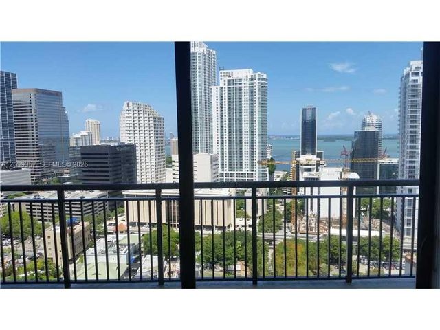 999 SW 1st Ave 2402, Miami, FL 33130