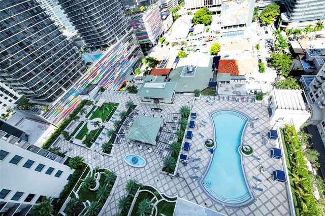 999 SW 1st Ave 2402, Miami, FL 33130