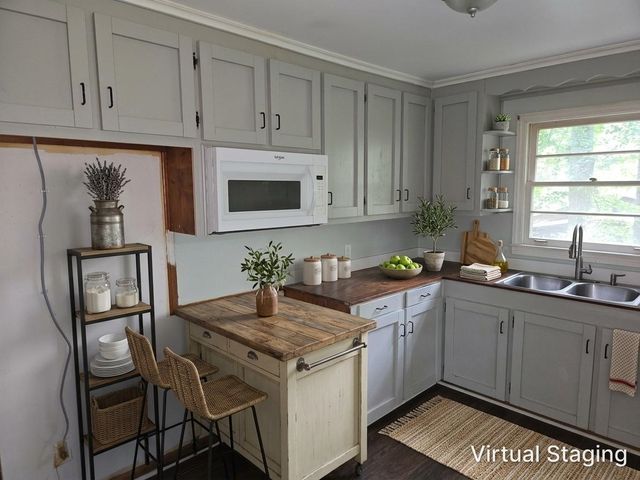 1002 Briarwood, Gaffney, SC 29340