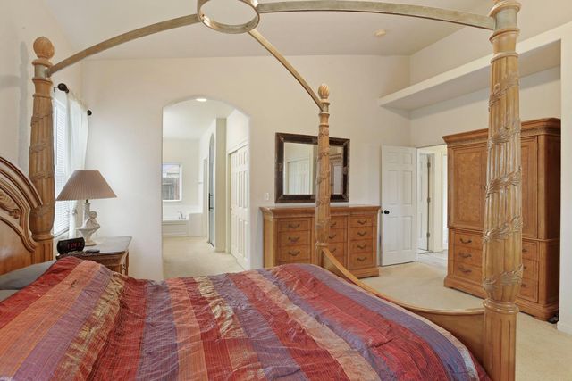 759 Santa Ana Ct, Los Banos, CA 93635