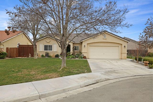 759 Santa Ana Ct, Los Banos, CA 93635
