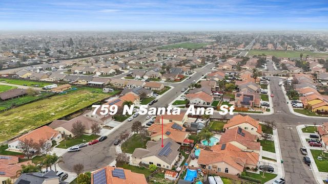 759 Santa Ana Ct, Los Banos, CA 93635