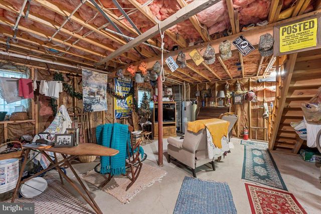 15 LOCUST DR, Jim Thorpe, PA 18229