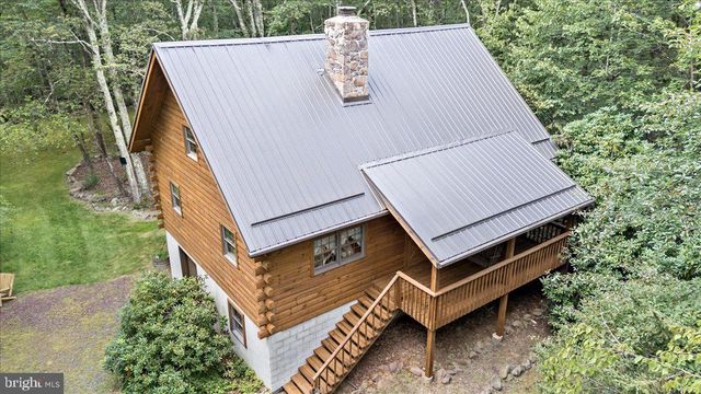 15 LOCUST DR, Jim Thorpe, PA 18229