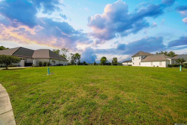 2044 Tiger Crossing Dr, Baton Rouge, LA 70810