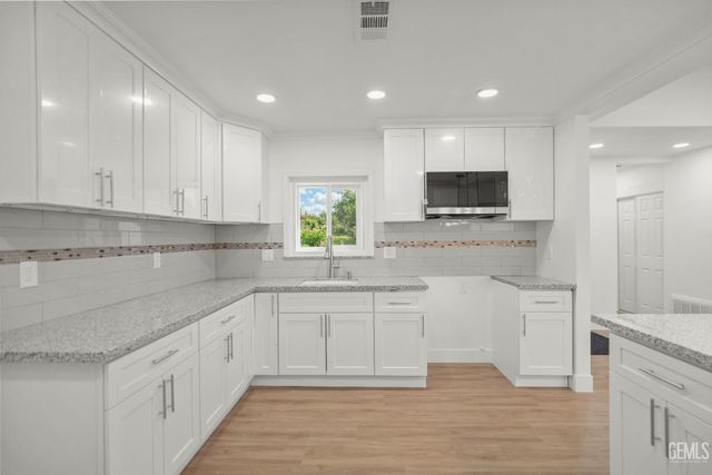 2612 LEE Street, Bakersfield, CA 93304