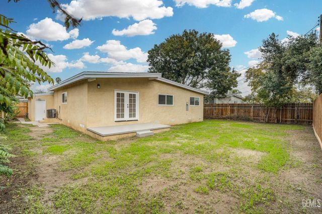 2612 LEE Street, Bakersfield, CA 93304