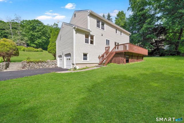 21 Harmony Lane, Monroe, CT 06468