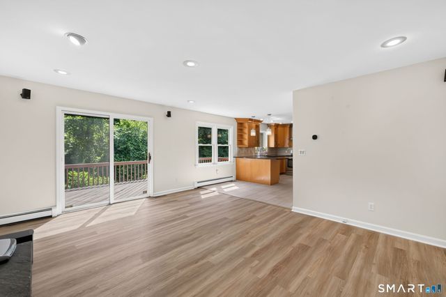 21 Harmony Lane, Monroe, CT 06468