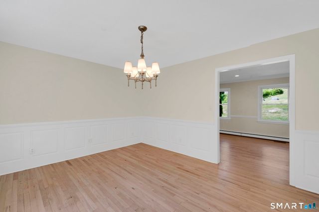 21 Harmony Lane, Monroe, CT 06468