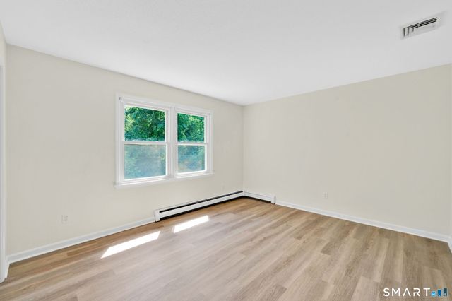 21 Harmony Lane, Monroe, CT 06468