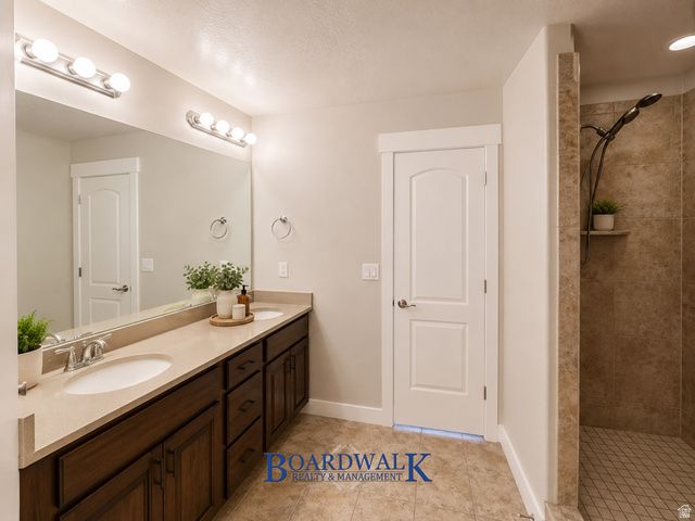 4462 W LONE SHADOW LN, Herriman, UT 84096