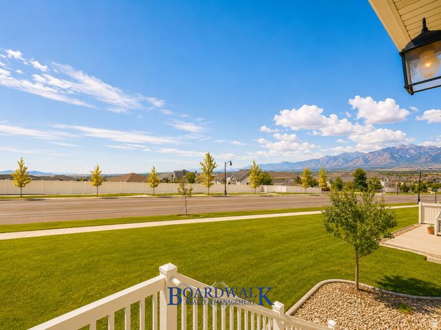 4462 W LONE SHADOW LN, Herriman, UT 84096