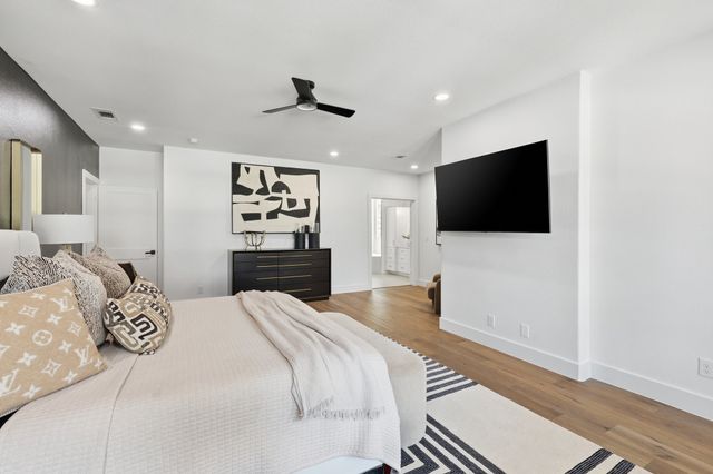 210 Canyon Oaks Drive, Argyle, TX 76226