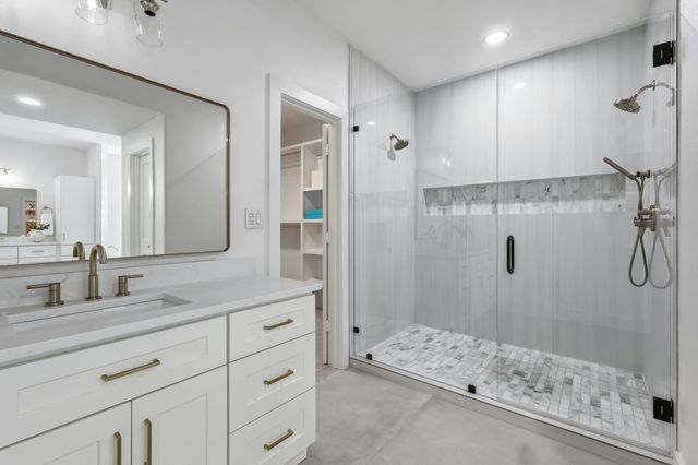 210 Canyon Oaks Drive, Argyle, TX 76226
