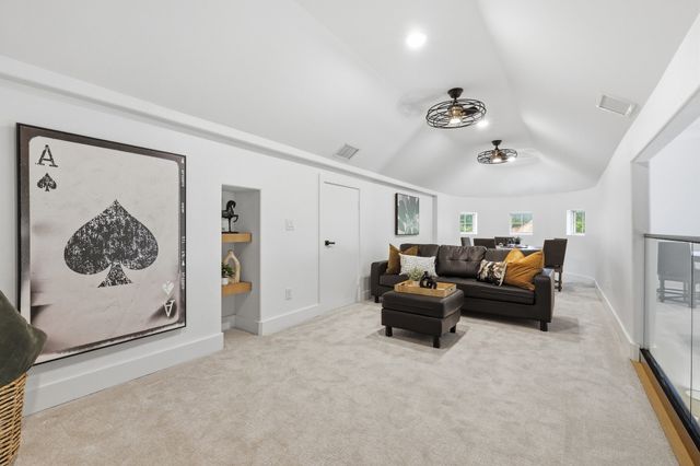 210 Canyon Oaks Drive, Argyle, TX 76226