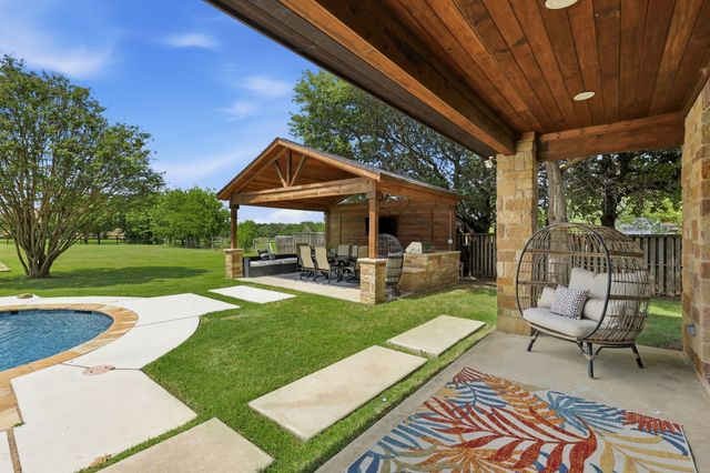 210 Canyon Oaks Drive, Argyle, TX 76226