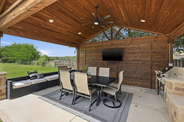 210 Canyon Oaks Drive, Argyle, TX 76226