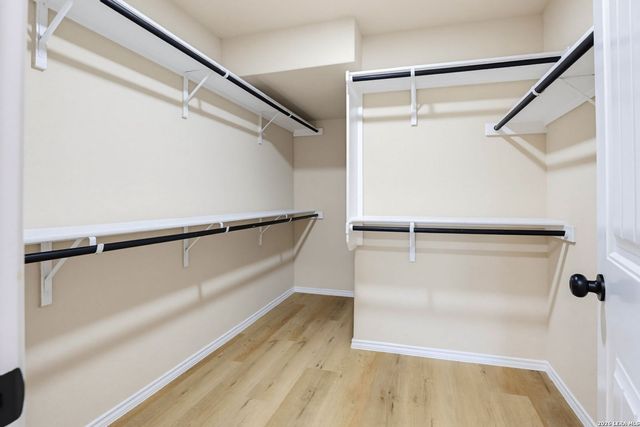 11715 VERDIS VLY, San Antonio, TX 78245