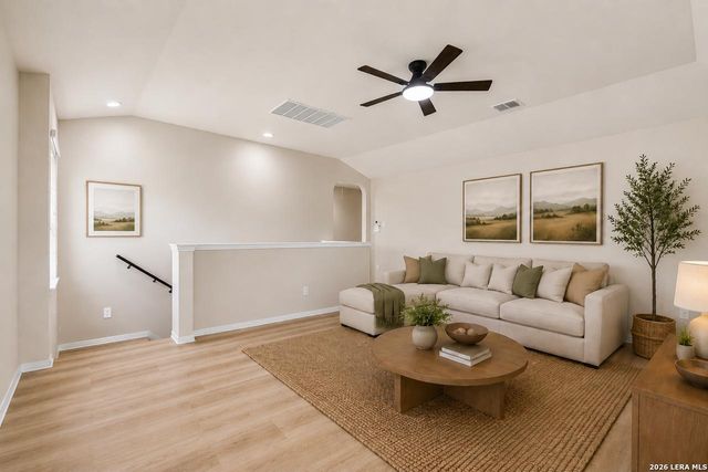 11715 VERDIS VLY, San Antonio, TX 78245
