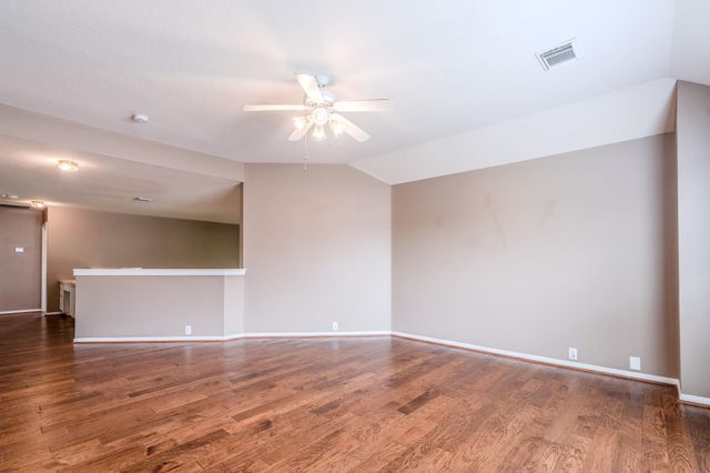 2615 Sunday House Drive, Pearland, TX 77584