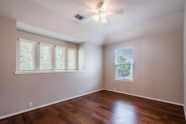 2615 Sunday House Drive, Pearland, TX 77584