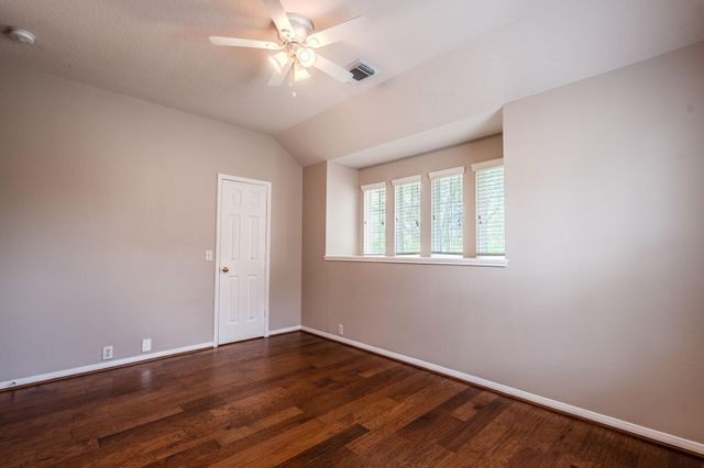 2615 Sunday House Drive, Pearland, TX 77584