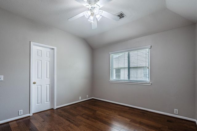 2615 Sunday House Drive, Pearland, TX 77584