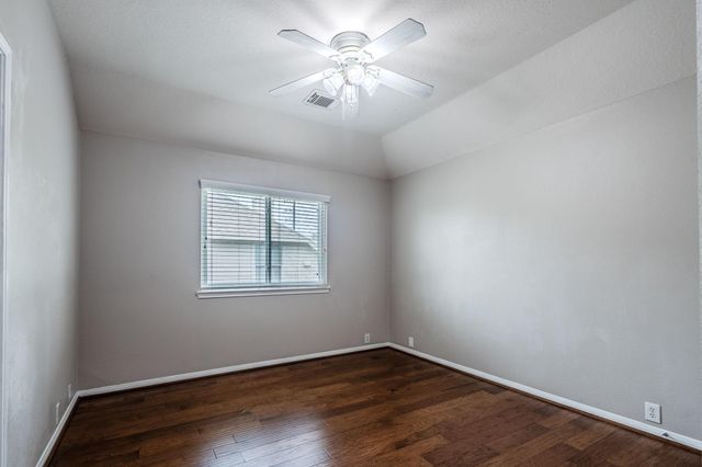 2615 Sunday House Drive, Pearland, TX 77584