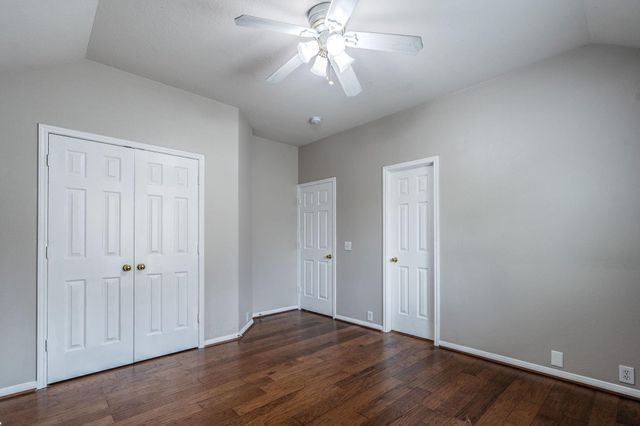 2615 Sunday House Drive, Pearland, TX 77584