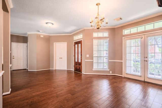 2615 Sunday House Drive, Pearland, TX 77584