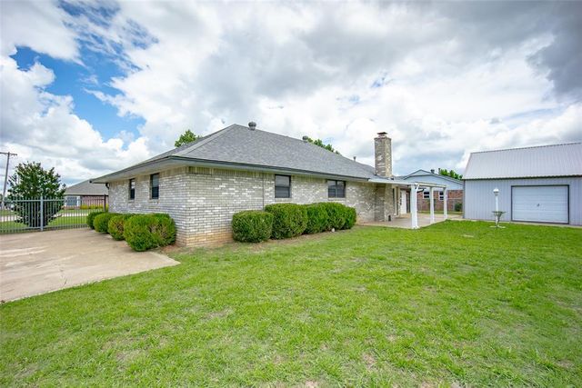 201 E Chicago Street, Shawnee, OK 74804