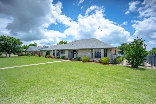 201 E Chicago Street, Shawnee, OK 74804