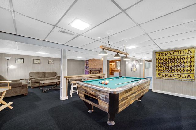 1709 E Lincolnway, La Porte, IN 46350