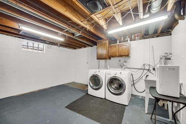 1709 E Lincolnway, La Porte, IN 46350