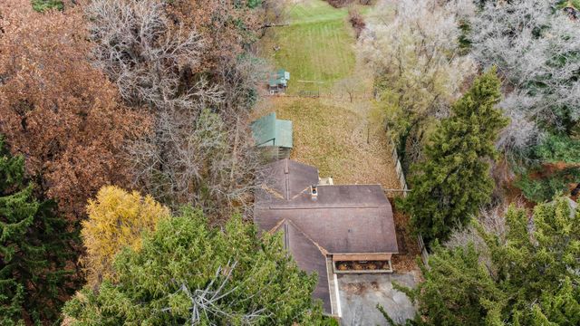 1709 E Lincolnway, La Porte, IN 46350