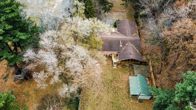 1709 E Lincolnway, La Porte, IN 46350