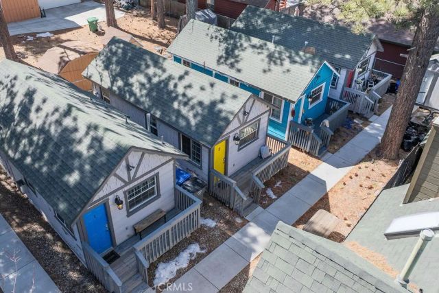 528 Cottage Lane, Big Bear Lake, CA 92315