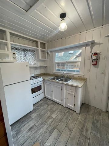 528 Cottage Lane, Big Bear Lake, CA 92315