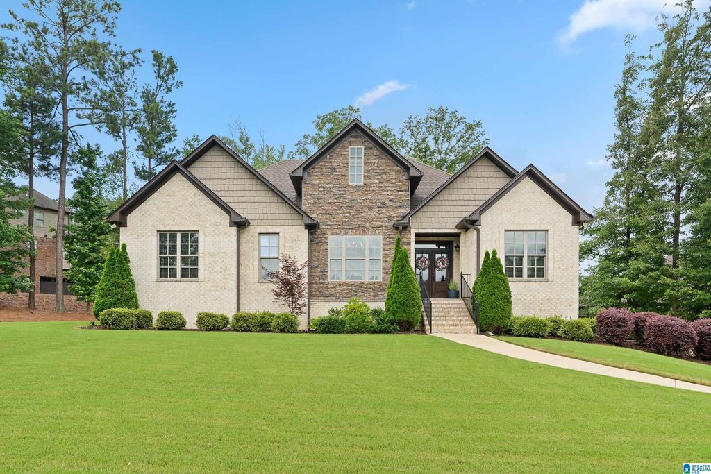 221 GREY OAKS DRIVE, Pelham, AL 35124