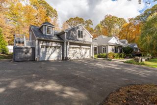 214 Nortontown Road, Guilford, CT 06437