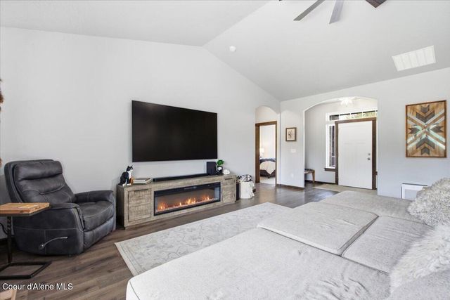 29738 N Ramsey RD, Athol, ID 83801