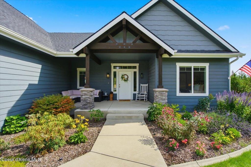 29738 N Ramsey RD, Athol, ID 83801