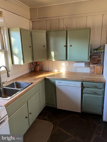 105 APACHE TRL, Winchester, VA 22602