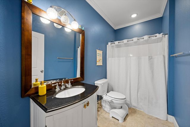 292 District Line Road, Trenton, GA 30752