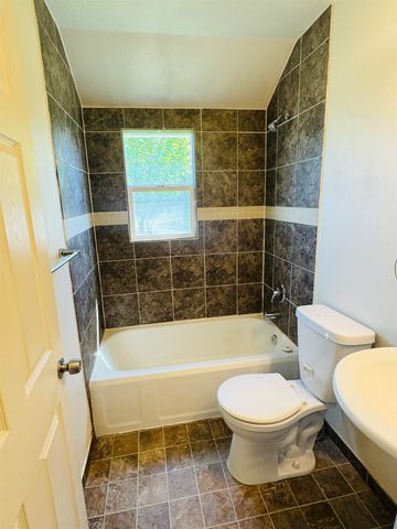 10102 N Whittier St, Spokane, WA 99218