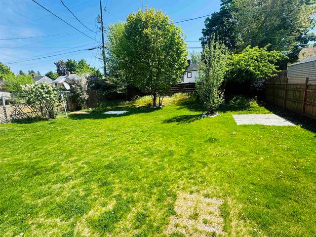 10102 N Whittier St, Spokane, WA 99218