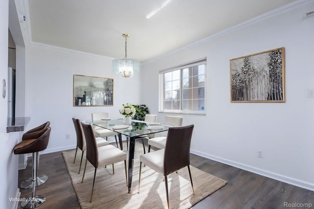 6121 Orchard Lake Road 102, West Bloomfield Charter Township, MI 48322