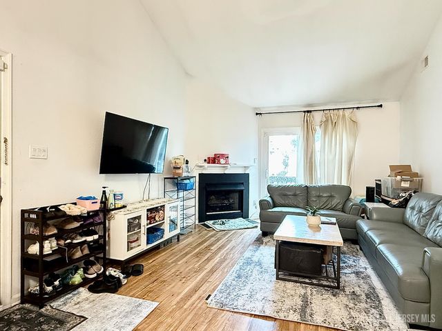 1134 Tristram Circle, Mantua, NJ 08051