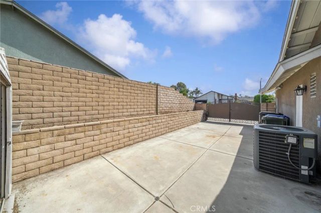 1455 N 13th, Upland, CA 91786